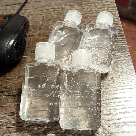 (12 COUNT) 2 Fl oz for Party Favors Hand sanitizers- READ DESCRIPTION PLEASE - Picture 3 of 3